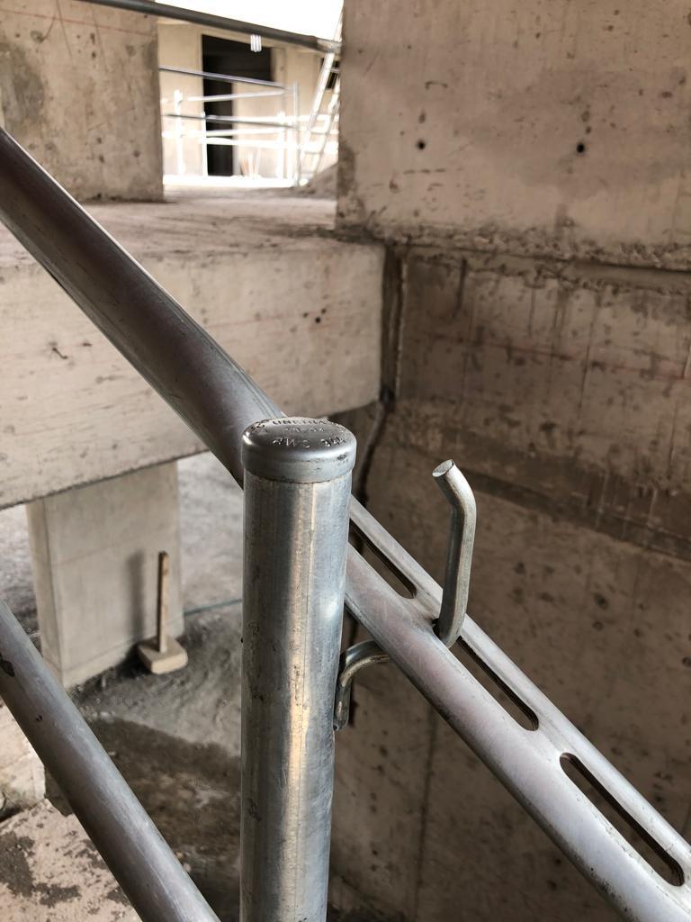 SISTEMA DE PROTECCIÓN DE BORDE